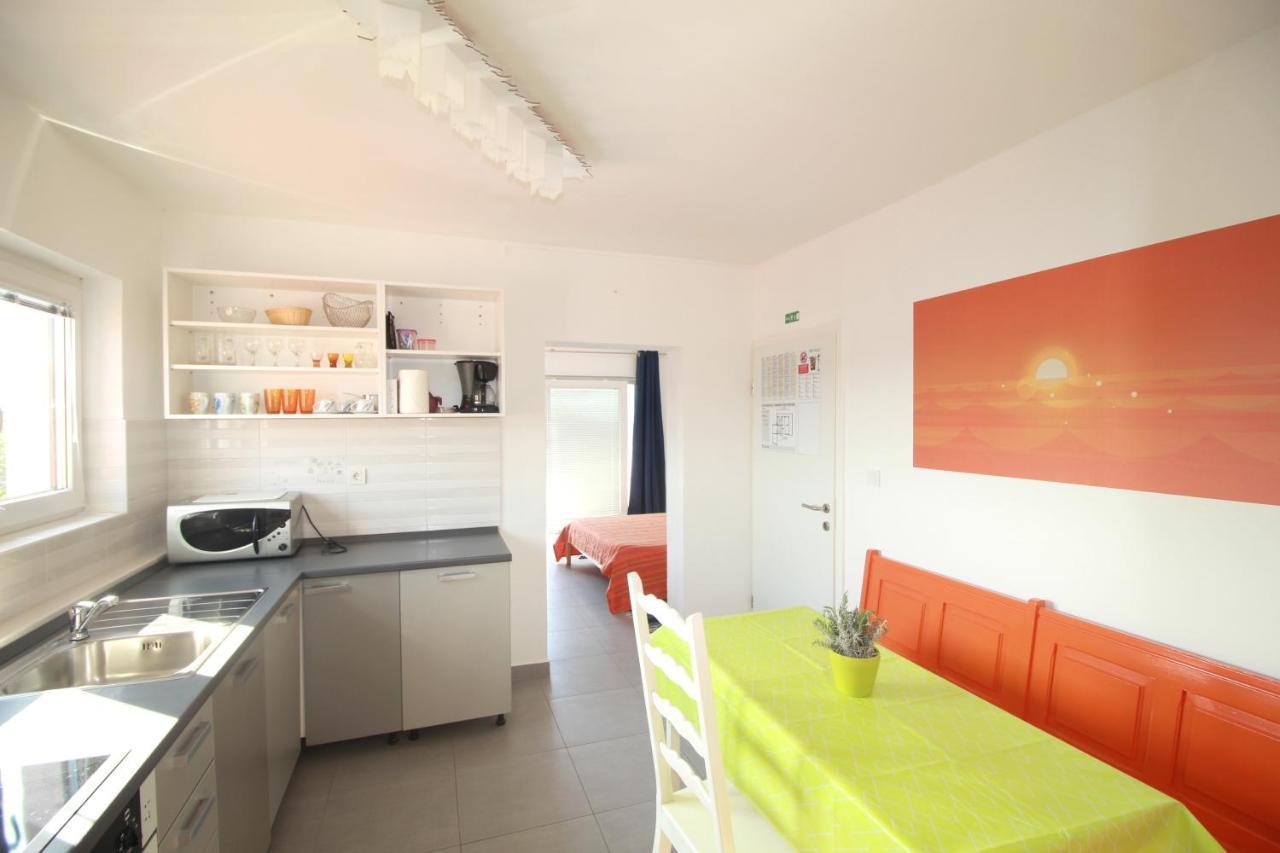 Apartmani Zem, Krk Krk Town Kültér fotó