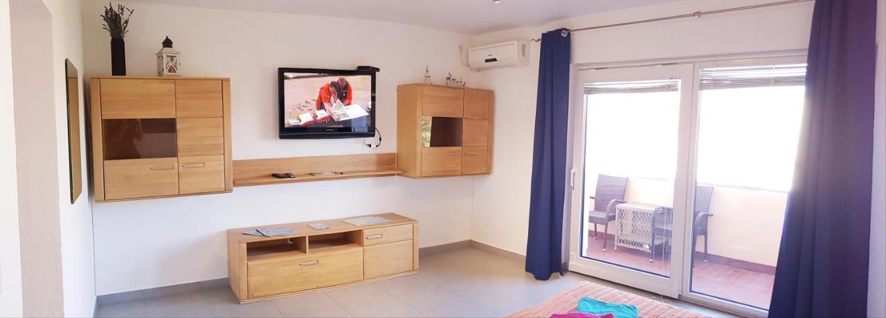 Apartmani Zem, Krk Krk Town Kültér fotó